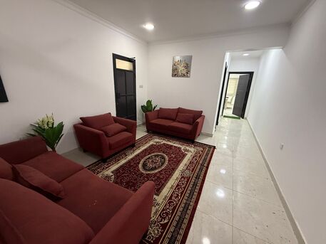 Bhd 200/month, 3 Br, Flat For Rent In Muharraq Without Ewa