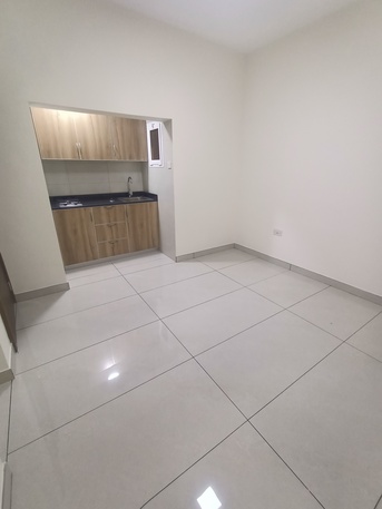 Bhd 140/month, 1 Br, *** Brand New Semi Furnished Studio Flat For Rent In Hoora With Electricity*35529070