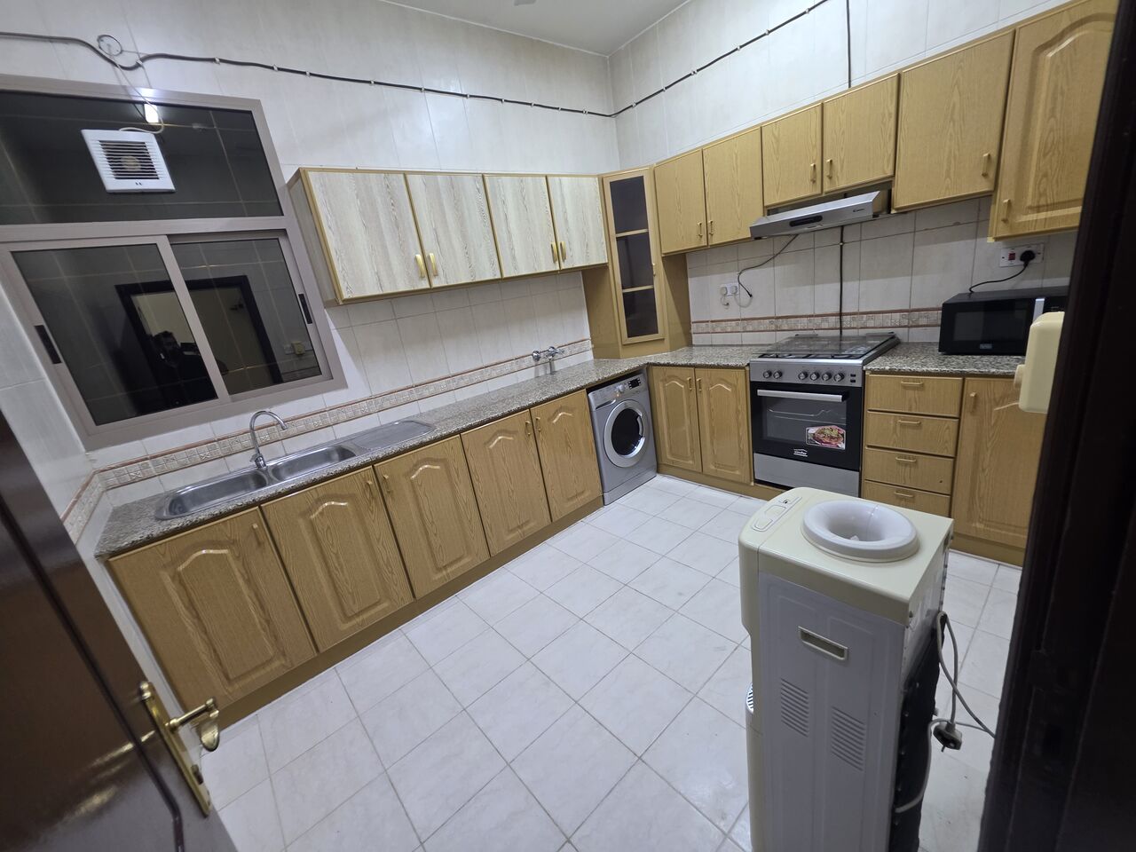 Bhd 450/month, Furnished, 3 Br, Bhd:450/month Fully Furnished 3 Bhk Apartment For Rent In Mahooz -: Muneeb *35041493