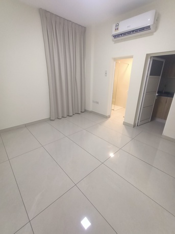 Bhd 150/month, 1 Br, Brand New Semi Furnished Studio Flat For Rent In Hoora With Electricity*35529070